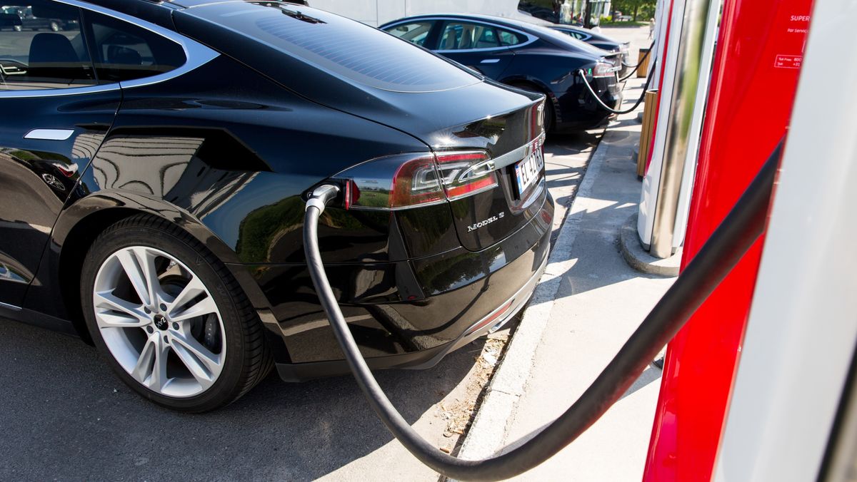 Tesla vil koble nesten alle hurtigladere fra strømnettet Tu.no Her kommer superladerne til Tesla Tu.no